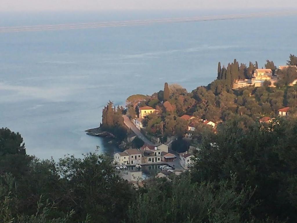 Villa Androniki Longos  Екстер'єр фото