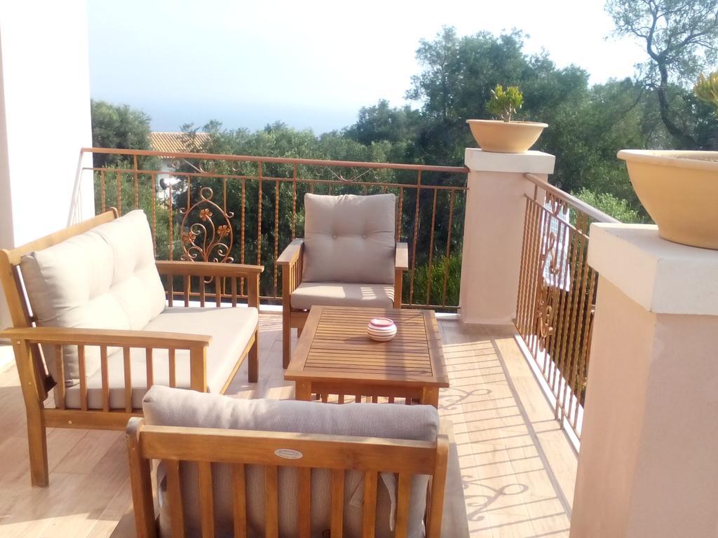 Villa Androniki Longos  Екстер'єр фото